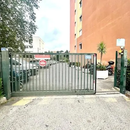 Cosy Proche Tram Parking Prive *